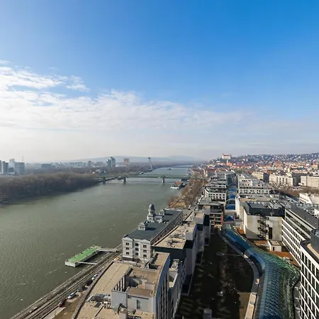 Апартаменты Eurovea Tower