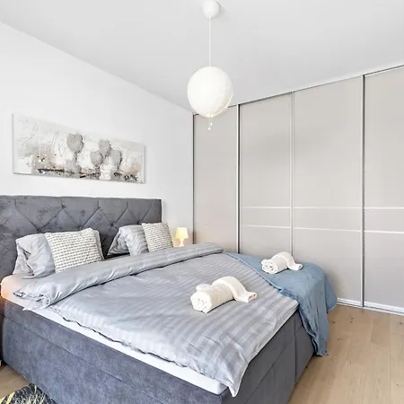 Eurovea Tower Apartment *